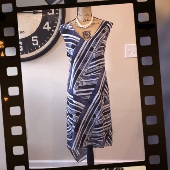 Dana Buchman Dresses & Skirts - Women’s DANA BUCHMAN Abstract Chiffon Hi-Low Dress